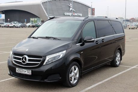 Аренда минивэна с водителем Mercedes V-class