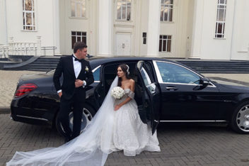 Аренда авто на свадьбу с водителем в Краснодаре